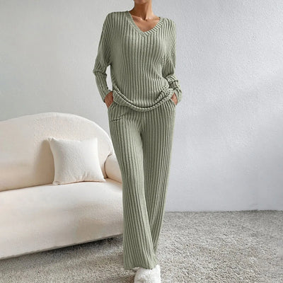 Natalie ™ | V-Neck Ribbed Knit Lounge Set