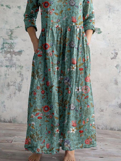 Evelyn | Stylish V-Neck Floral Dress