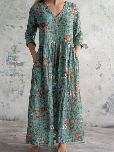 Evelyn | Stylish V-Neck Floral Dress